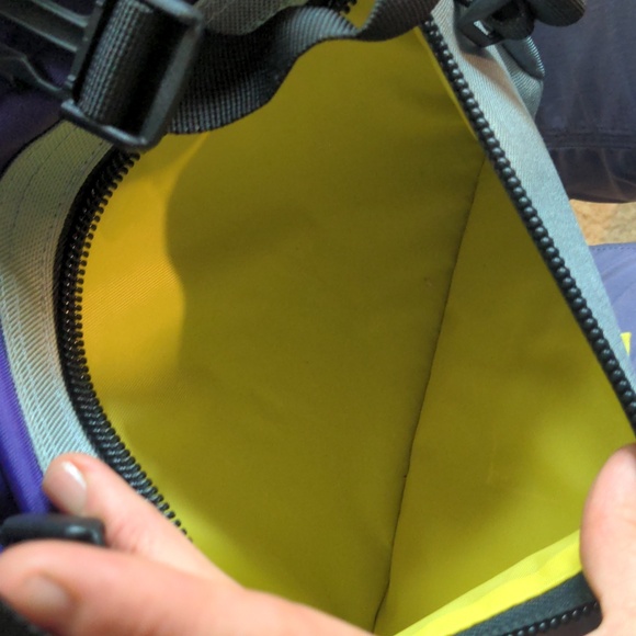 Topo Designs Rover Pack - Picture 7 of 12